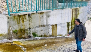 Görkemli açılışla hizmete alınan Yenice barajı su sızdırıyor