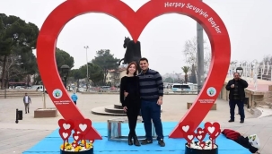 Herkesin kalbi bu meydanda attı