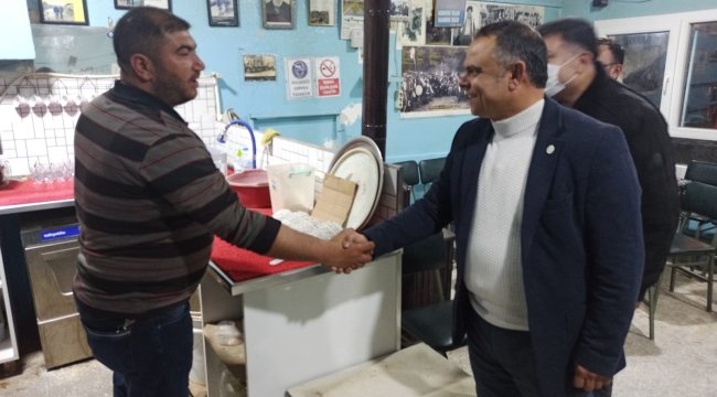 İYİ partiden''Milletin halinden bihaberler''uyarısı