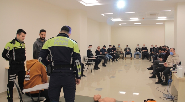 Trafik polislerine "temel ilkyardım eğitimi"
