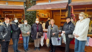 Turgutlu 'da CHP'li kadınlar ev ve esnaf ziyaretinde