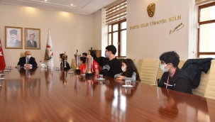 Vali Karadeniz santraç şampiyonlarını ağırladı