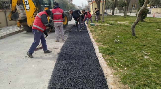 Akhisar belediyesinin 5 mahallede yol bakımı