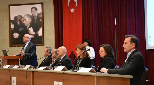 Akhisar'da zeytincilik paneli