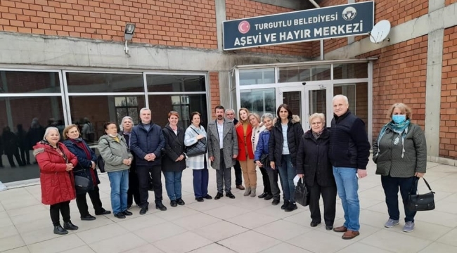 CHP'li kadınlar aşevini gezdi