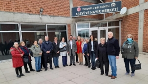 CHP'li kadınlar aşevini gezdi