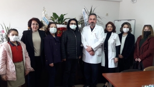 CHP'li kadınlardan sağlık çalışanlarına bayram ziyareti