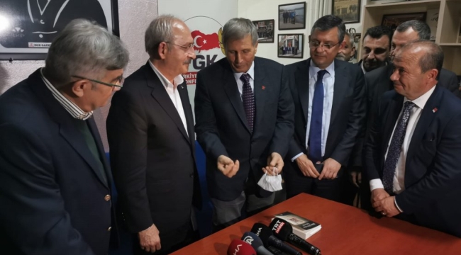 CHP Lideri Gazeteciler cemiyetinde