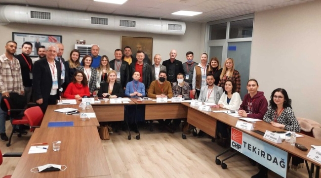 CHP parti okulunda eğitim
