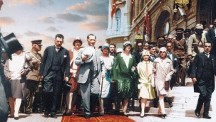 'Dünya'da hiçbir milletin kadını, milletini kurtuluşa ve zafere götürmekte, Anadolu kadınından daha fazla çalıştım diyemez.' Mustafa Kemal Atatürk