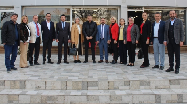 İYİ Partili Eryılmaz kentin nabzını tutuyor