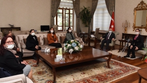 Kadın muhtarlar vali Karadeniz'e sorunlarını anlattı