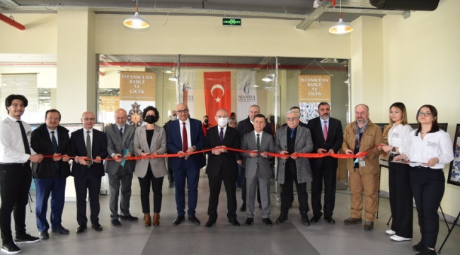 Manisa'da İstanbul bahçe ve çiçekleri resim sergisi açıldı