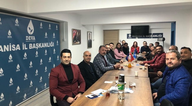 Manisa Deva  partisine katılımlar sürüyor.
