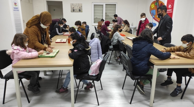 Öğrenciler arasında akıl ve zeka oyun yarışması