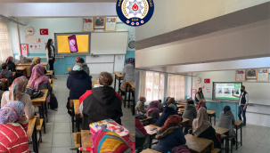 Öğretmen ve öğrenci ailelerine narkotik eğitimi
