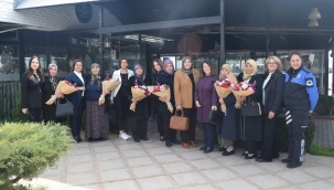 Polis eşleri derneği, şehit polis yakınlarına yemek 