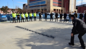 Polislere yol kapanı eğitimi