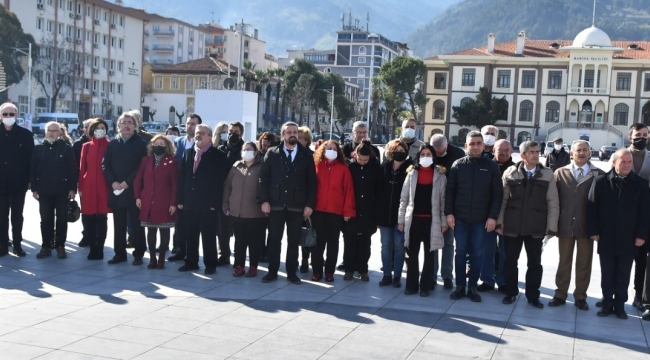 Sağlıkçıların 'G(ö)revdeyiz eylemi başladı