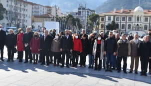 Sağlıkçıların 'G(ö)revdeyiz eylemi başladı