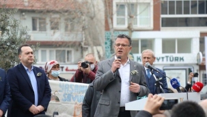 Zeytin eylemine katılan başkan Öküzcüoğlu 'maalesef ülkemiz tüketiliyor'