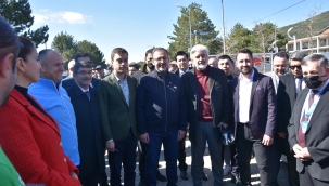 AKP il başkanı Hızlı madalya törenine katıldı