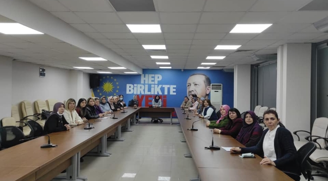 AKP kadın kolları aylık olağan toplantısı yapıldı