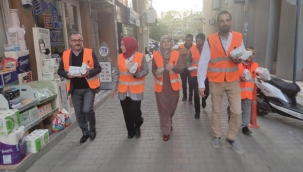 AKP'liler iftara yetişemeyenlere iftarlık ikramı