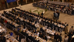 AKP Turgutlu iftarına yoğun ilgi