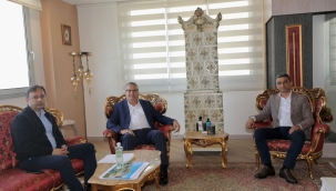 Atık ilaç toplamaya belediye başkanları destek verdi