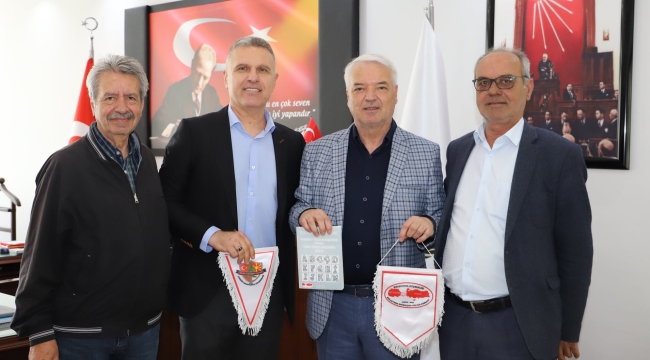 Balkan derneklerinden başkan Bilgin'e ziyaret,