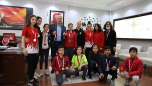  Başkan Bilgin başarılı sporcuları kutladı
