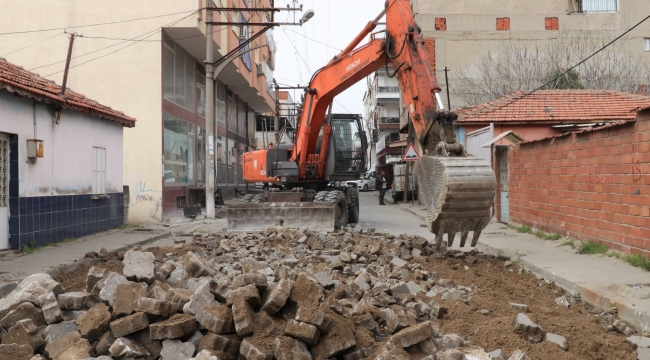 Belediye mahallelerde tamirat bakım,yenileme ve boya çalışmaları sürüyor