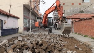 Belediye mahallelerde tamirat bakım,yenileme ve boya çalışmaları sürüyor