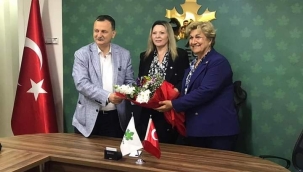 CHP'liler GP Manisa il başkanı Onultmak'ı ziyaret etti