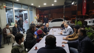 CHP'lilerle iftarda bir araya gelen kağıt toplayıcılarıın belediye isyanı