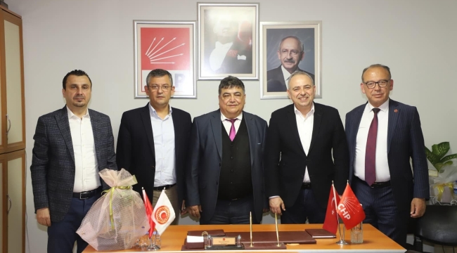 Güçlünün dostu olur,düşenin olmaz