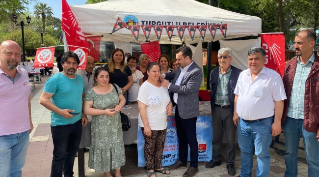 Turgutlu'da CHP katılımlar sürüyor