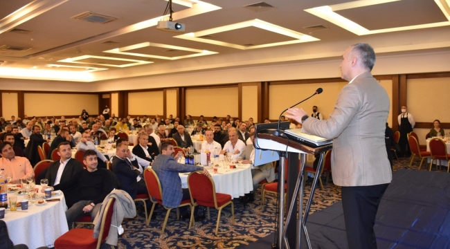 Üzümde çoklu pestisit toplantısı düzenlendi
