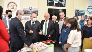 vali Karadeniz Salihli'yi ziyaret etti