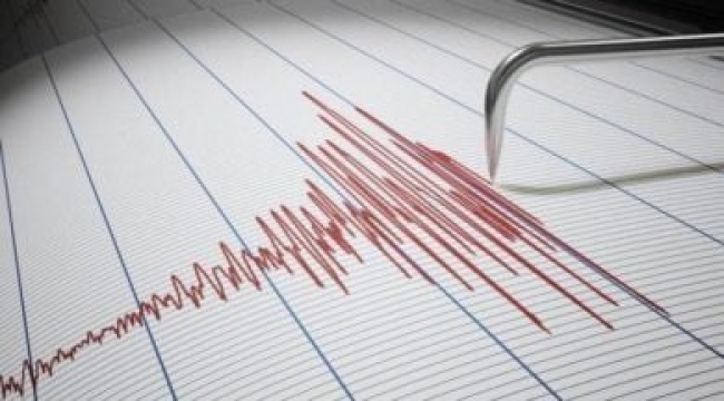 Van'daki depremi AFAD 3.7 Kandilli 4.1 olarak verdi