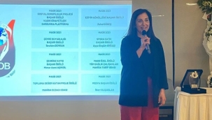 Vatandaşların eğitimine katkı sağlayan kadın muhtara ödül