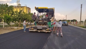 Akhisar belediyesi, arazi yolları ve asfaltlama çalışmasına başladı