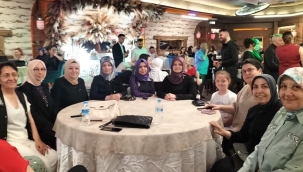 AKP kadın yöneticiler nişanda buluştu