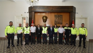 Başarı belgelerini aldılar