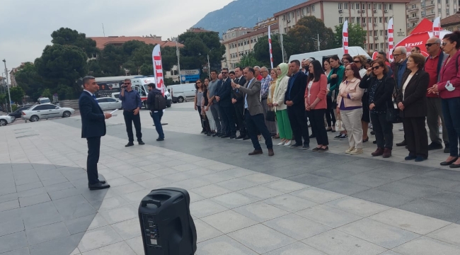 Başkan Balı'eczanelar hızla iflasa sürükleniyor'