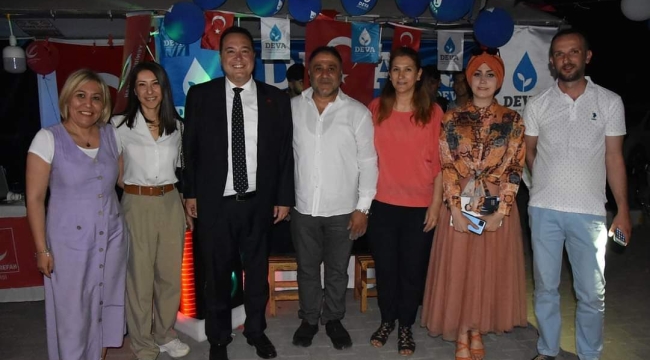Başkan Dutlulu,Deva standını ziyaret etti