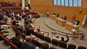 Belediye'nin tavuk projesine AKP ve MHP'liler oy vermedi