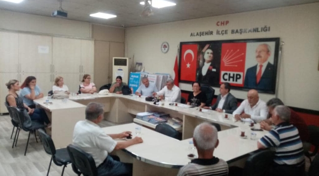 CHP'liler Alaşehir'de öbek örgütlenmesi, toplantısı yaptı