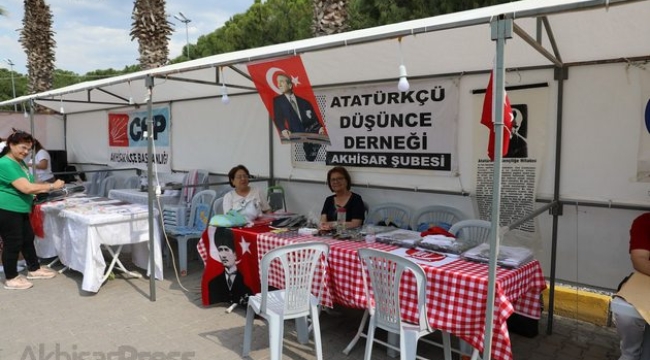 Festivalden önce stantlar açıldı